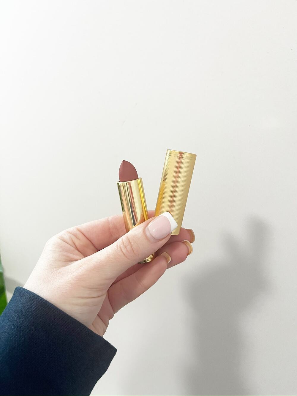 NEW Gucci Velvet Matte Lipstick in Valeria Rose Nude